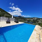 Amantea- Four With Big Pool And Infinity Pool Vakantiehuis Sivota