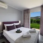 Vakantiehuis Amantea- Four With Big Pool And Infinity Pool *