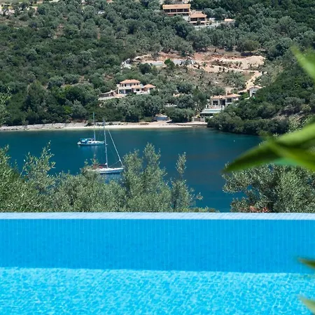 Villas Amantea- Four Villas With Big Pool And Infinity Pool