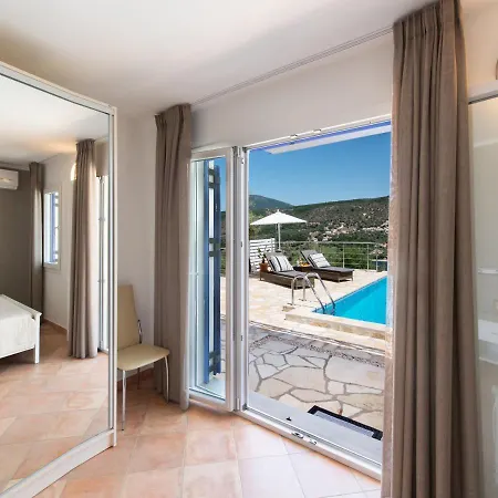 Ferienhaus Villas Amantea- Four Villas With Big Pool And Infinity Pool *