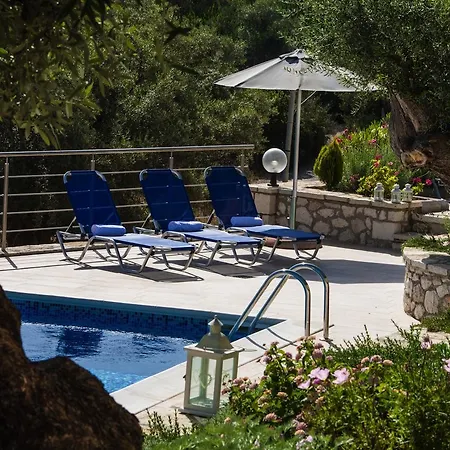 Ferienhaus Villas Amantea- Four Villas With Big Pool And Infinity Pool