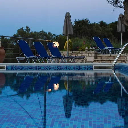 Villas Amantea- Four Villas With Big Pool And Infinity Pool Ferienhaus *