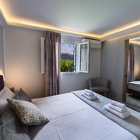 Villas Amantea- Four Villas With Big Pool And Infinity Pool Holiday home