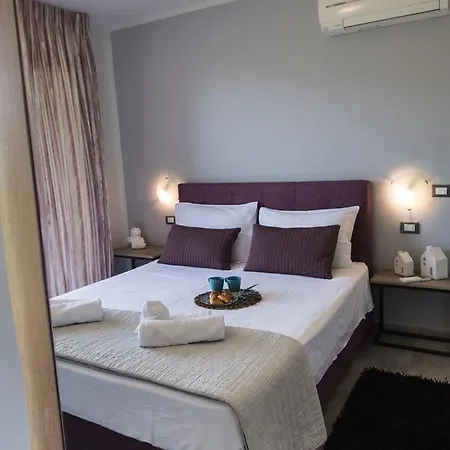 Villas Amantea- Four Villas With Big Pool And Infinity Pool *