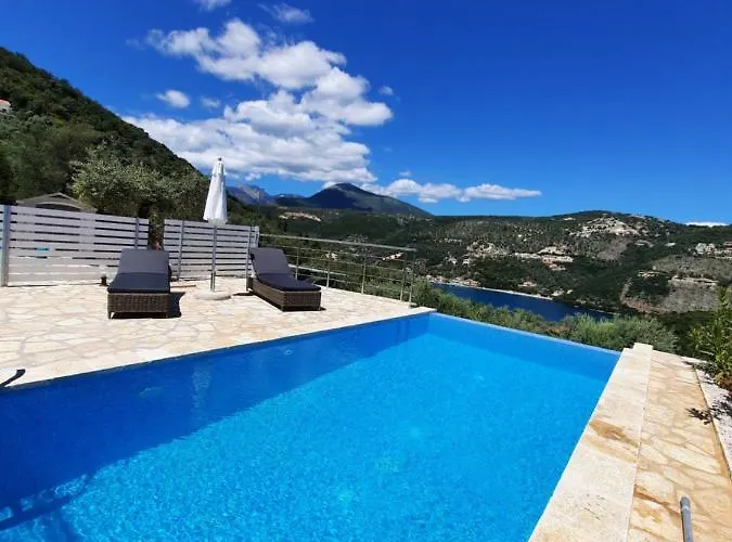 Amantea- Four With Big Pool And Infinity Pool 別荘 シヴォタ